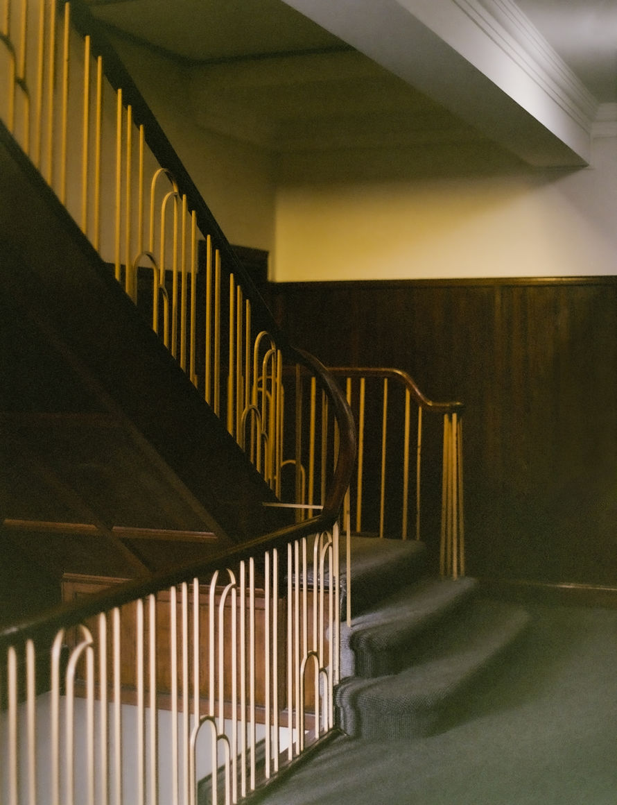  Apartment on the Loop