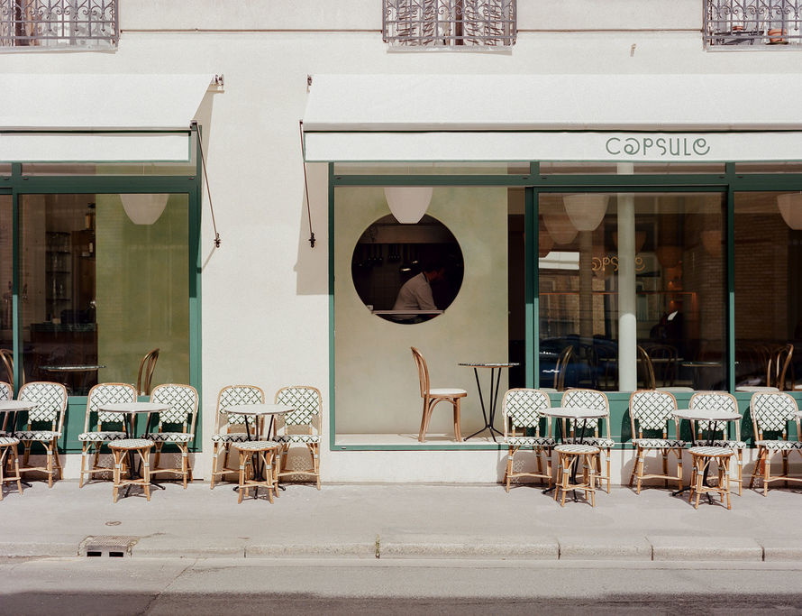  Restaurant Capsule